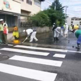 側溝、歩道等の洗浄